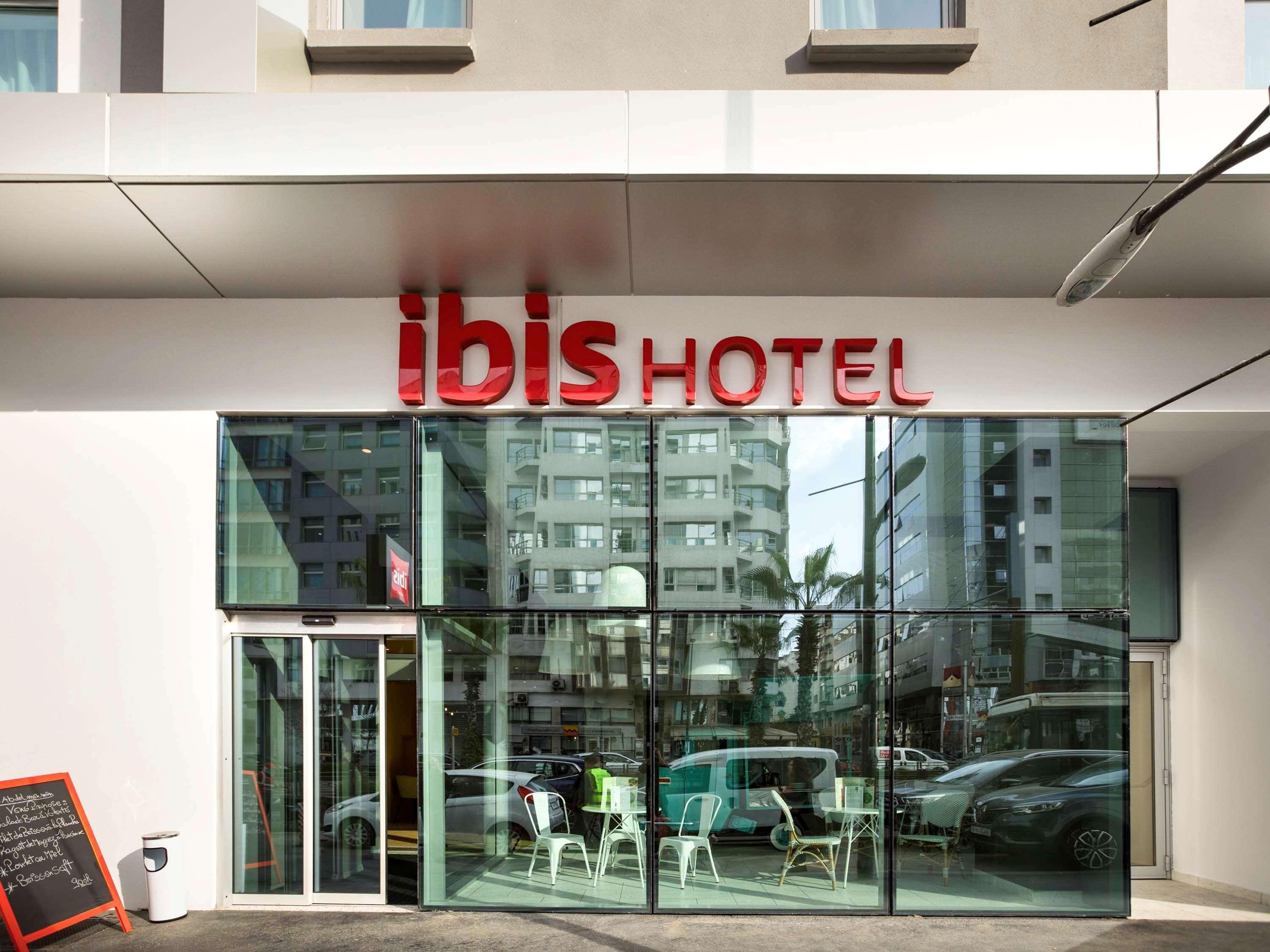 Готель Ibis Abdelmoumen Casa Centre Касабланка Екстер'єр фото